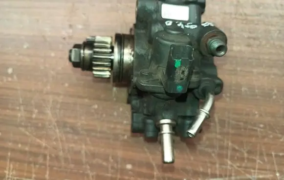 Renault Master III Fuel injection high pressure pump A2C97864000 167001930R
