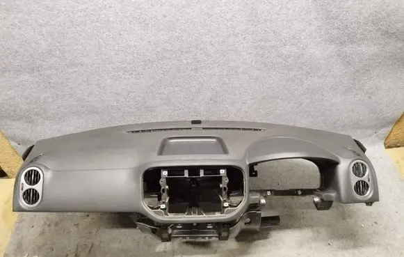 Volkswagen Tiguan Dashboard 5N2858295A 5M2858296 5N2858669