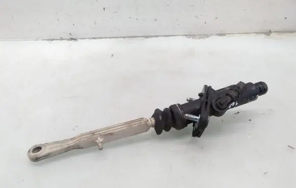 Volvo S60 Clutch slave cylinder 