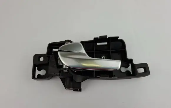 Ford Mondeo Mk III Front door interior handle 6M21U22601