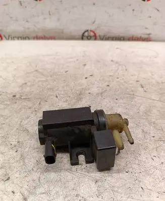 Mercedes-Benz A W169 Vacuum valve A0061536628 07T336 70078202