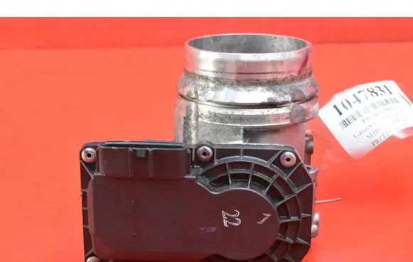 Volvo V40 Throttle body valve 31293736