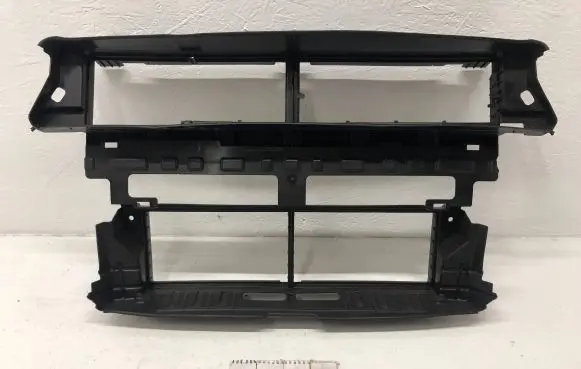 Ford Mondeo MK V Intercooler air guide/duct channel FS73-8473-DD