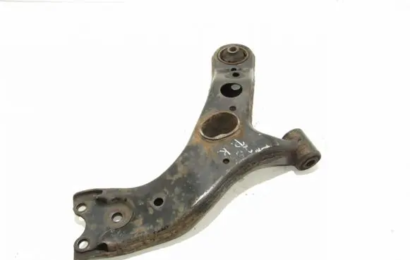 Toyota RAV 4 (XA30) Front lower control arm/wishbone