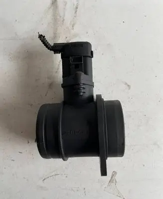 Volkswagen Golf V Mass air flow meter 0281002531 038906461B