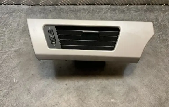 BMW 3 E92 E93 Dashboard air vent grill cover trim 642291304669