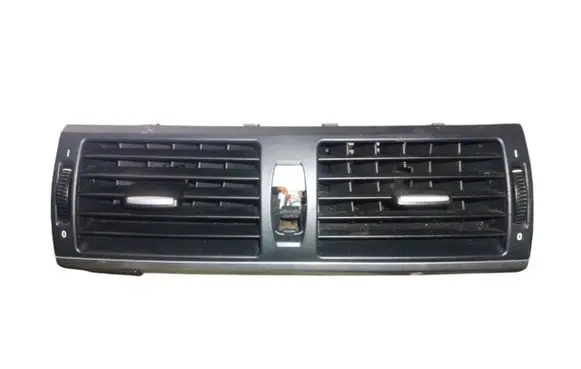 BMW X5 E70 Dash center air vent grill 7161801 7161802 6958654