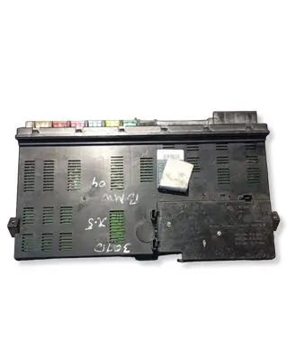 BMW X5 E53 Fuse module 8380409