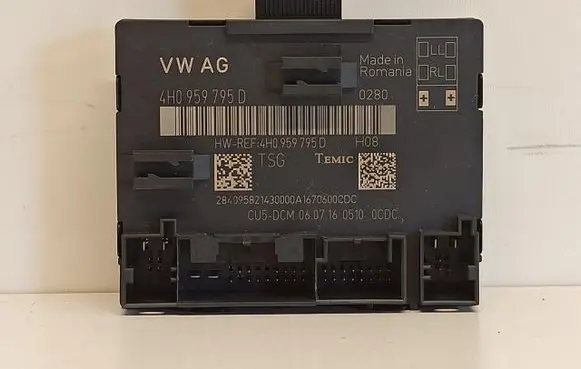 Audi A8 S8 D4 4H Door control unit/module 4H0959795D