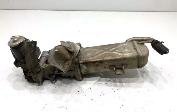 Volkswagen PASSAT B7 EGR valve cooler 03L131512CF
