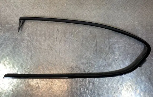 Other rear door trim element