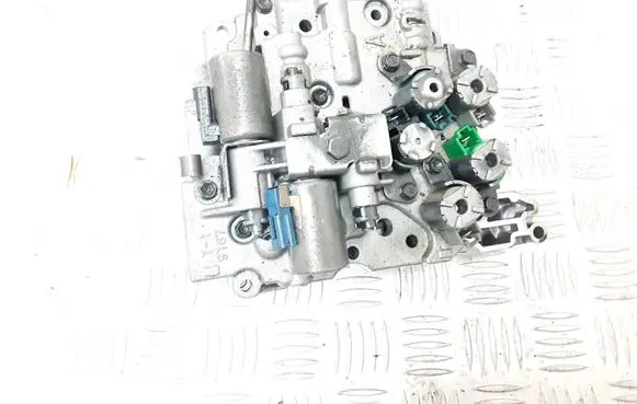 Volvo XC90 Transmission gearbox valve body 3AA1M02762 9167