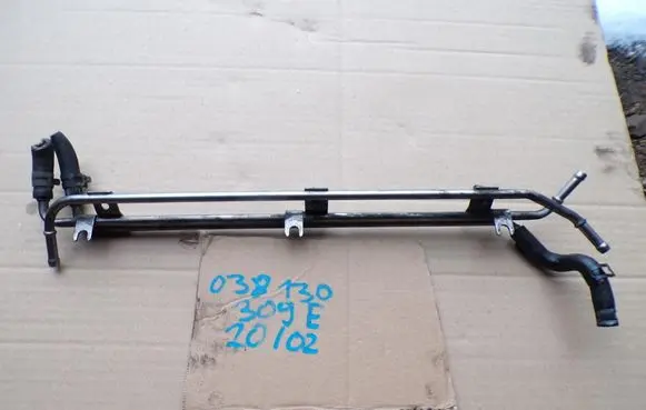 Audi A4 S4 B5 8D Fuel line pipe 038130