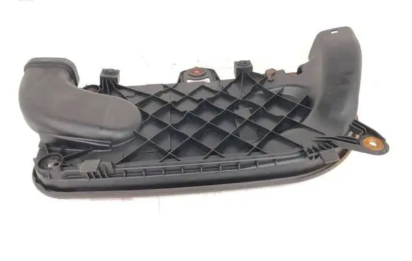 BMW 7 F01 F02 F03 F04 Air filter box