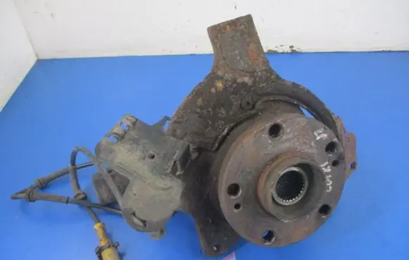 Renault Espace III Front wheel hub spindle knuckle