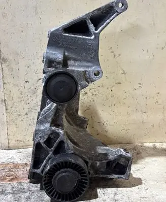 BMW X1 E84 Generator/alternator bracket 7802639 11167802639