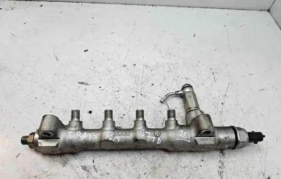 Chevrolet Trax Fuel main line pipe