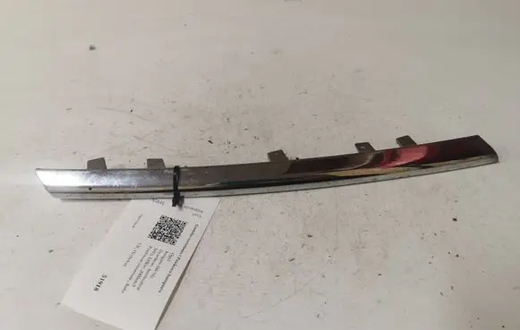 Opel Insignia A Front bumper upper radiator grill 903200050 13264450