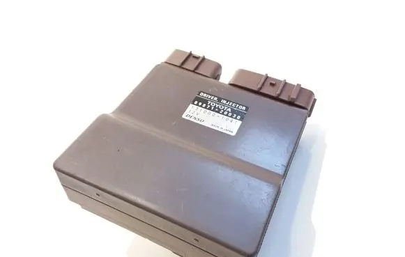 Toyota Corolla Verso E121 Fuel injection control unit/module 8987120030 1310001041