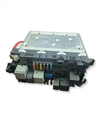Mercedes-Benz E W211 SAM control unit 2115453901 00007165A6203527