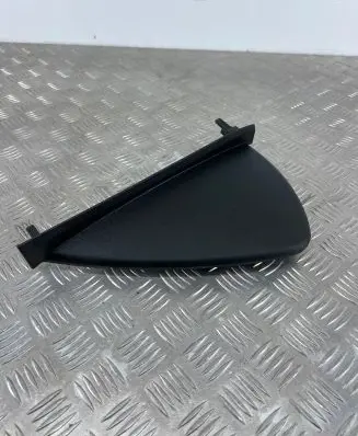 Seat Leon (5F) Dashboard side end trim 5F0857035 M7310