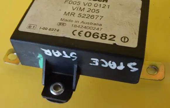 Mitsubishi Space Star Immobilizer control unit/module MR522677 VIM205 F005V00121