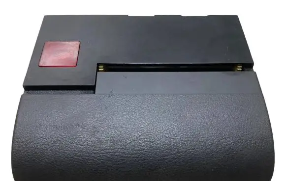 Audi TT Mk1 Cigarette lighter front 8N0857951