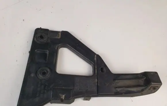 Audi A6 S6 C6 4F Front bumper mounting bracket 4F0807227
