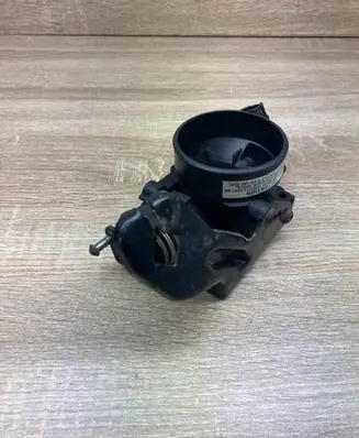 Ford Focus Throttle body valve XS4U9E927BC XS4UBF