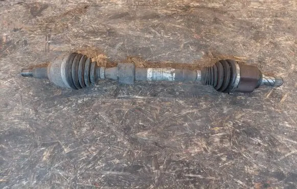 Renault Megane IV Front driveshaft 