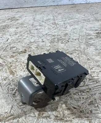 Toyota RAV 4 (XA50) Window wiper relay 8594042040 2360000030