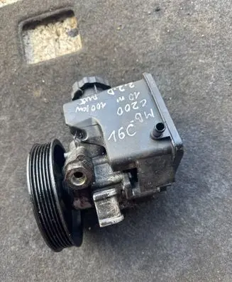 Mercedes-Benz C W204 Power steering pump 7691332154