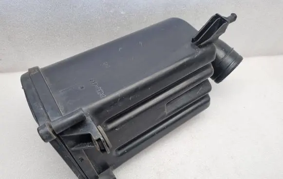 Audi A2 Air filter box 8Z0183 8Z0129607C 8Z0129620