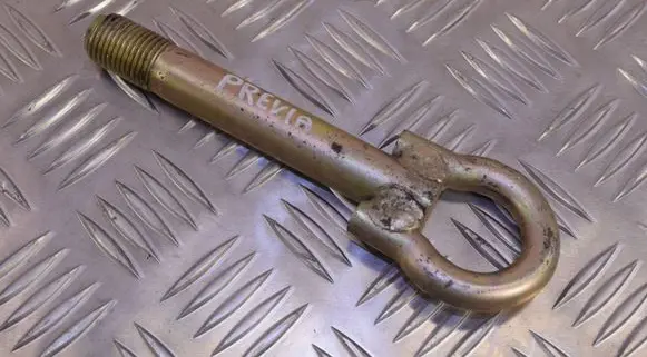Toyota Previa (XR30, XR40) II Towing hook eye 