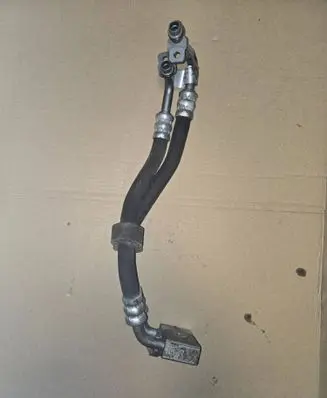 Volkswagen Tiguan Gearbox oil cooler pipe/hose 5QF317801A