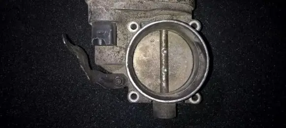 BMW X5 E53 Throttle valve
