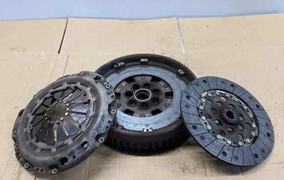 Volvo S40, V40 Clutch set kit