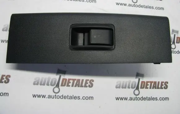 Toyota Corolla Verso AR10 Electric window control switch 742320F030