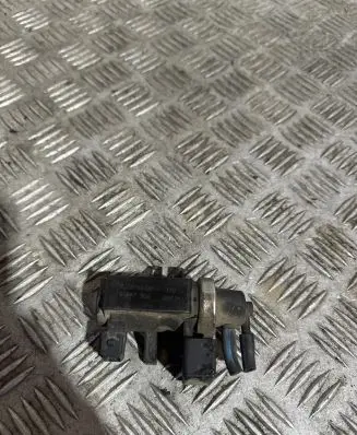 BMW X5 E53 Turbo solenoid valve 72279600