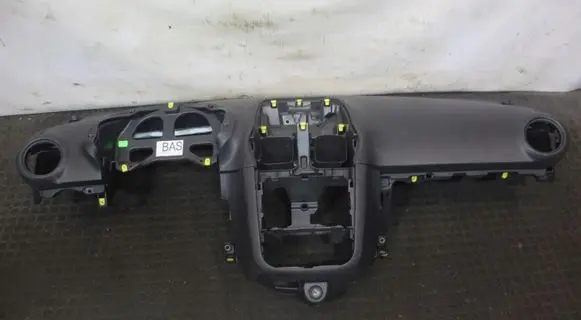 Opel Corsa D Dashboard