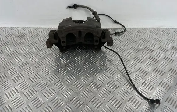 Mercedes-Benz GLE (W166 - C292) Front brake caliper