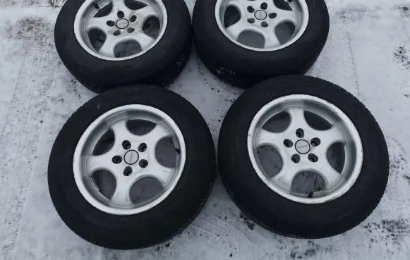 Toyota Avensis Verso R15 alloy rim C725572 ET35