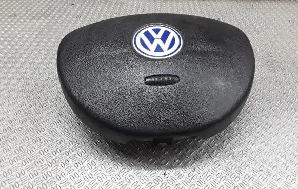Volkswagen New Beetle Steering wheel airbag 1C0880201E