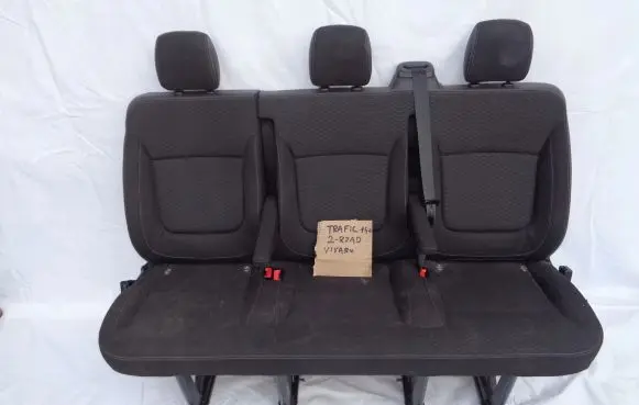 Renault Trafic III (X82) Second row seats 