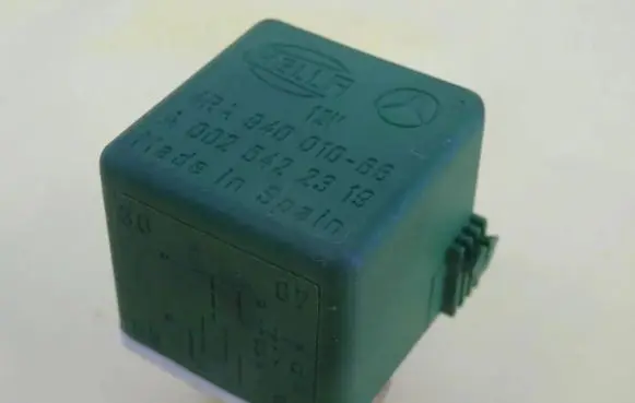 Mercedes-Benz E W211 Other relay A0025422319