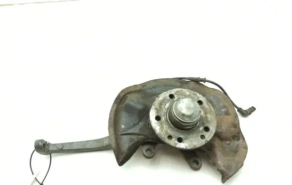 Mercedes-Benz CLK A208 C208 Front wheel hub 2021401282