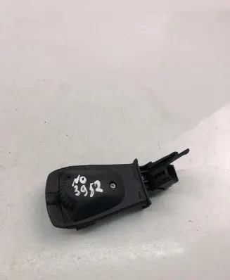Renault Kadjar Other switches/knobs/shifts 255520229R