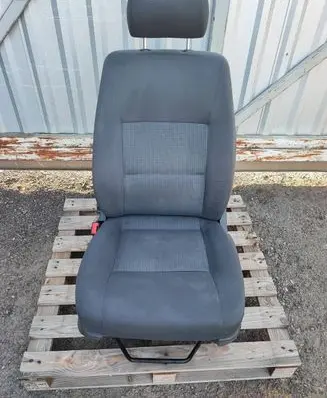 Volkswagen Transporter - Caravelle T5 Front driver seat 