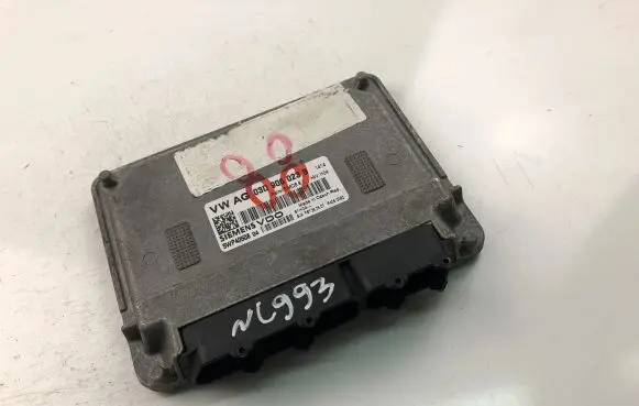 Volkswagen Fox Engine control unit/module ECU 03D906023B