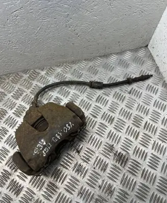Volvo V50 Front brake caliper